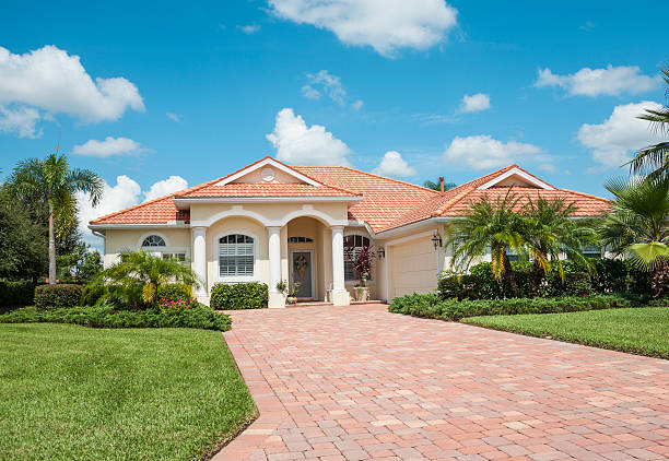 Best Driveway Pavers Near Me  in Machesney Park, IL